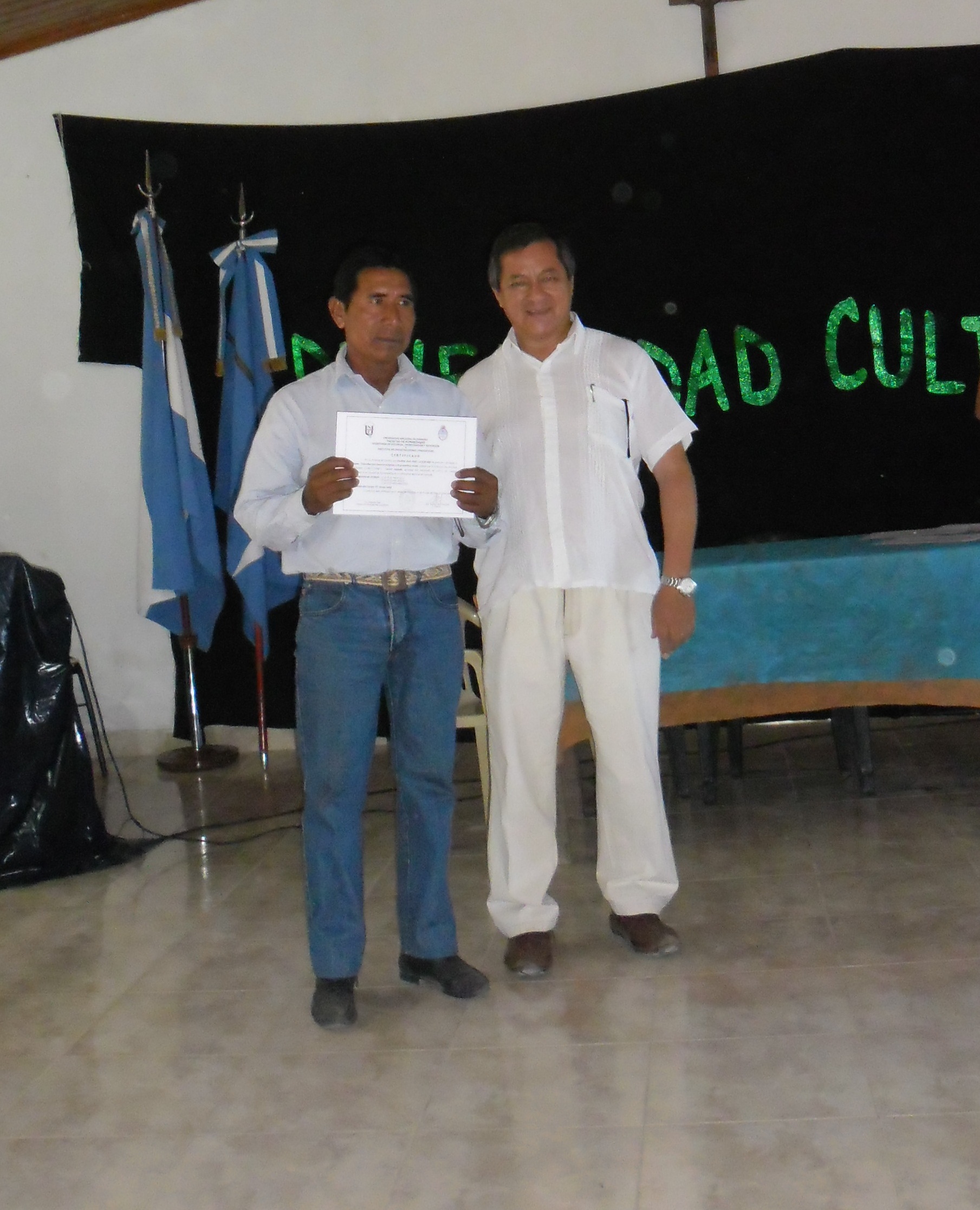 Entrega diplomas 2012. Ing.Martín Romano (Rector UNaF) y Paulino Ruiz